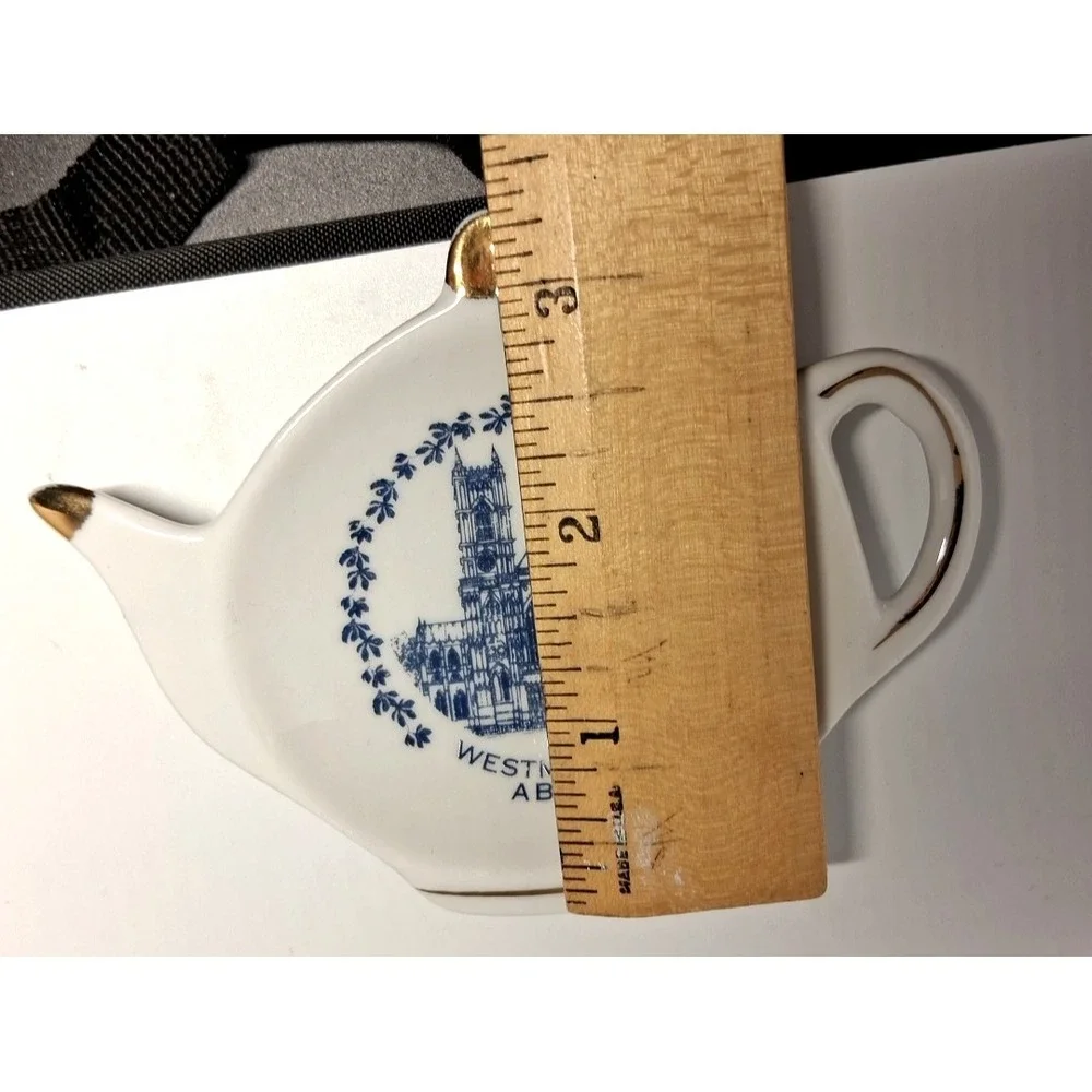 Westminster‎ Abbey Souvenir Teabag Holder Plate Teapot Shape